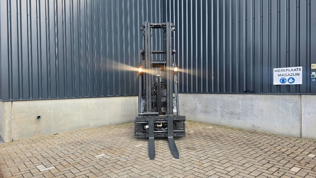 Linde E18L-01 - Sähkötrukki: kuva Linde E18L-01 - Sähkötrukki Linde E18L-01 - Sähkötrukki: kuva Linde E18L-01 - Sähkötrukki