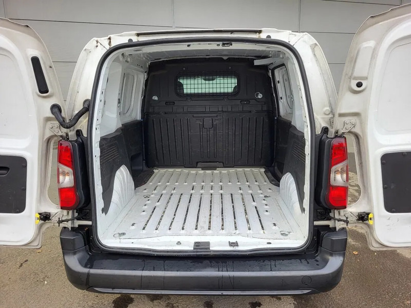 Citroën Berlingo L1 - Pieni pakettiauto: kuva Citroën Berlingo L1 - Pieni pakettiauto Citroën Berlingo L1 - Pieni pakettiauto: kuva Citroën Berlingo L1 - Pieni pakettiauto