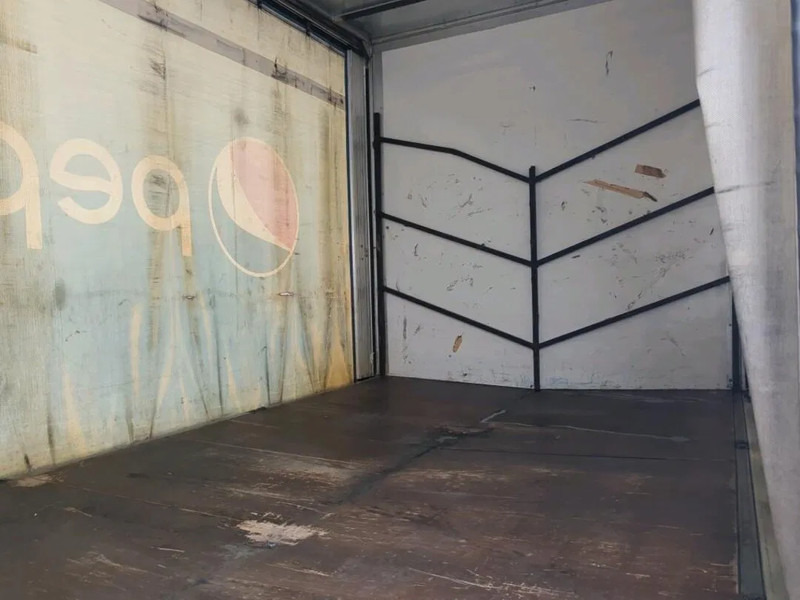 Mitsubishi Fuso Fuso - Umpikori kuorma-auto: kuva Mitsubishi Fuso Fuso - Umpikori kuorma-auto Mitsubishi Fuso Fuso - Umpikori kuorma-auto: kuva Mitsubishi Fuso Fuso - Umpikori kuorma-auto