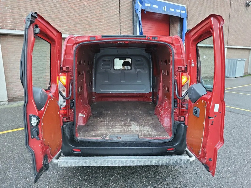 Toyota ProAce - Pieni pakettiauto, Jatko-ohjaamo kevyt kuorma-auto: kuva Toyota ProAce - Pieni pakettiauto, Jatko-ohjaamo kevyt kuorma-auto Toyota ProAce - Pieni pakettiauto, Jatko-ohjaamo kevyt kuorma-auto: kuva Toyota ProAce - Pieni pakettiauto, Jatko-ohjaamo kevyt kuorma-auto