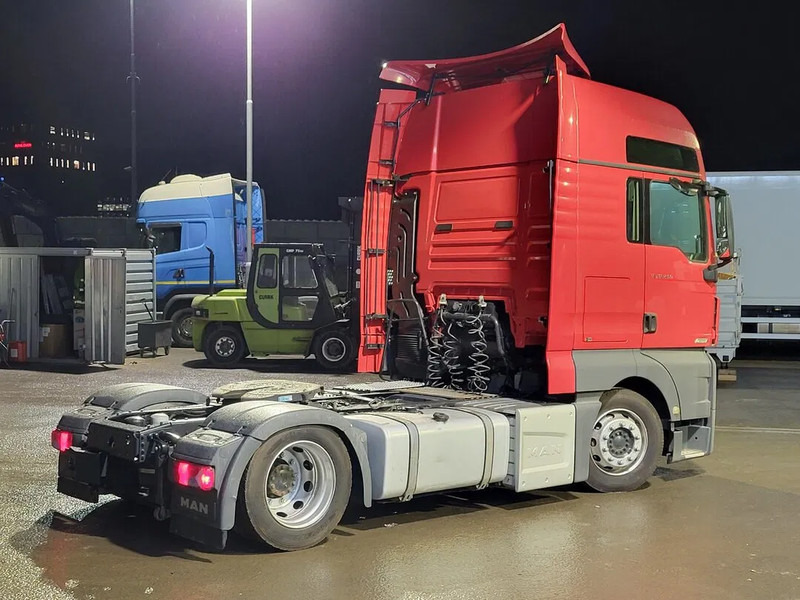 MAN TGX 18.460 XXL Mega Retarder - Vetopöytäauto: kuva MAN TGX 18.460 XXL Mega Retarder - Vetopöytäauto MAN TGX 18.460 XXL Mega Retarder - Vetopöytäauto: kuva MAN TGX 18.460 XXL Mega Retarder - Vetopöytäauto