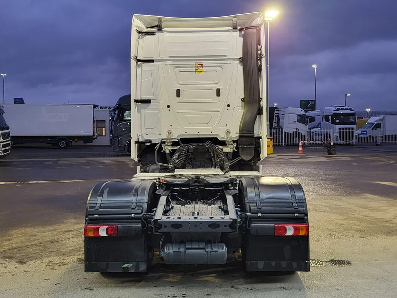 Mercedes-Benz Actros 1848 - Vetopöytäauto: kuva Mercedes-Benz Actros 1848 - Vetopöytäauto Mercedes-Benz Actros 1848 - Vetopöytäauto: kuva Mercedes-Benz Actros 1848 - Vetopöytäauto