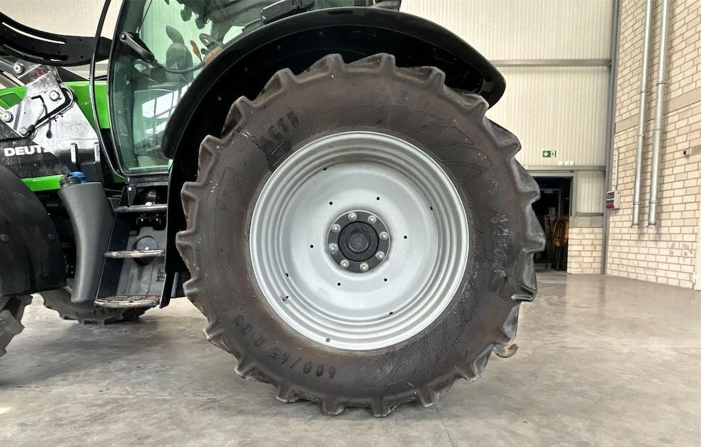 Deutz-Fahr 6130 TTV - Traktori: kuva Deutz-Fahr 6130 TTV - Traktori Deutz-Fahr 6130 TTV - Traktori: kuva Deutz-Fahr 6130 TTV - Traktori