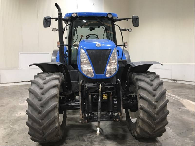 New Holland T7.250 - Traktori: kuva New Holland T7.250 - Traktori New Holland T7.250 - Traktori: kuva New Holland T7.250 - Traktori