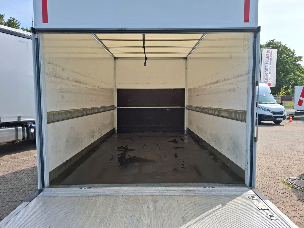 Iveco 35S16A8/P, LBW, Luft, HiMatik, Klima, RFK, - Jakeluauto: kuva Iveco 35S16A8/P, LBW, Luft, HiMatik, Klima, RFK, - Jakeluauto Iveco 35S16A8/P, LBW, Luft, HiMatik, Klima, RFK, - Jakeluauto: kuva Iveco 35S16A8/P, LBW, Luft, HiMatik, Klima, RFK, - Jakeluauto