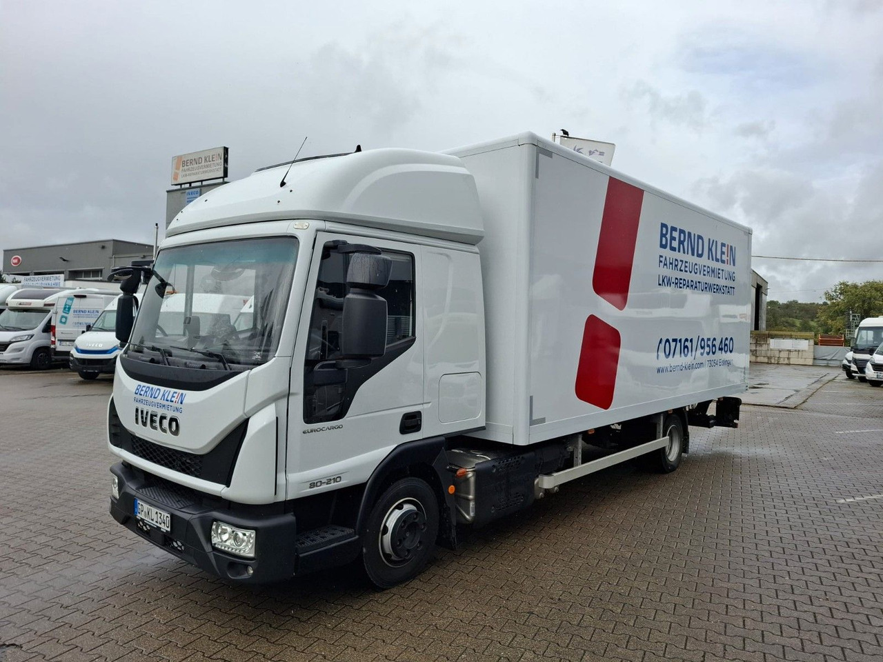 Iveco ML80-210, FFH, Koffer, LBW, Luft, - Jakeluauto: kuva Iveco ML80-210, FFH, Koffer, LBW, Luft, - Jakeluauto Iveco ML80-210, FFH, Koffer, LBW, Luft, - Jakeluauto: kuva Iveco ML80-210, FFH, Koffer, LBW, Luft, - Jakeluauto