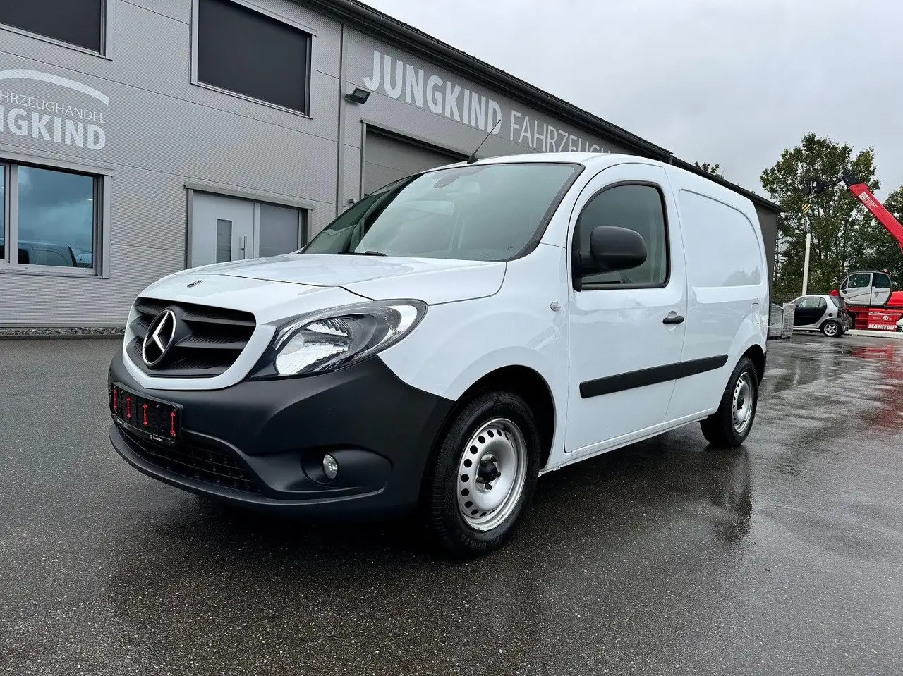 Mercedes-Benz Citan 111 CDI Lang Klima AHK - Pakettiauto: kuva Mercedes-Benz Citan 111 CDI Lang Klima AHK - Pakettiauto Mercedes-Benz Citan 111 CDI Lang Klima AHK - Pakettiauto: kuva Mercedes-Benz Citan 111 CDI Lang Klima AHK - Pakettiauto