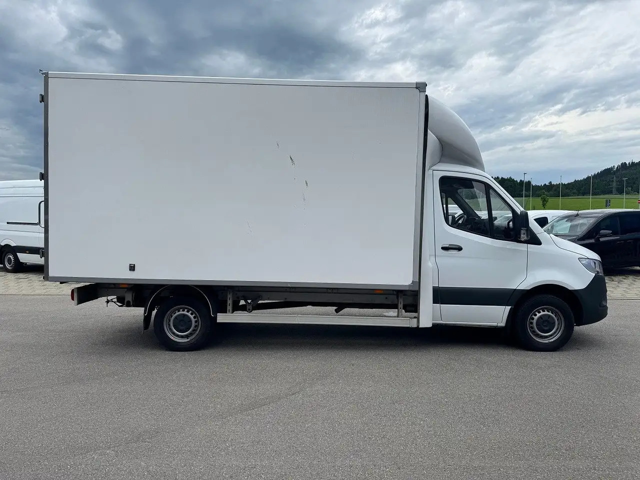 Mercedes-Benz Sprinter 315 CDI Maxi Lang Koffer Klima - Jakeluauto: kuva Mercedes-Benz Sprinter 315 CDI Maxi Lang Koffer Klima - Jakeluauto Mercedes-Benz Sprinter 315 CDI Maxi Lang Koffer Klima - Jakeluauto: kuva Mercedes-Benz Sprinter 315 CDI Maxi Lang Koffer Klima - Jakeluauto