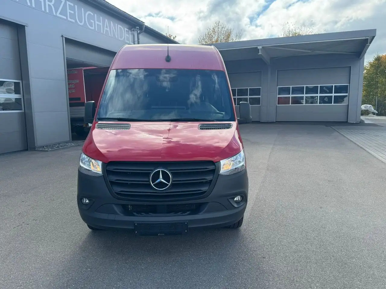 Mercedes-Benz Sprinter 317 CDI Maxi Lang Mixto AHK 3,5t MBUX - Pakettiauto: kuva Mercedes-Benz Sprinter 317 CDI Maxi Lang Mixto AHK 3,5t MBUX - Pakettiauto Mercedes-Benz Sprinter 317 CDI Maxi Lang Mixto AHK 3,5t MBUX - Pakettiauto: kuva Mercedes-Benz Sprinter 317 CDI Maxi Lang Mixto AHK 3,5t MBUX - Pakettiauto