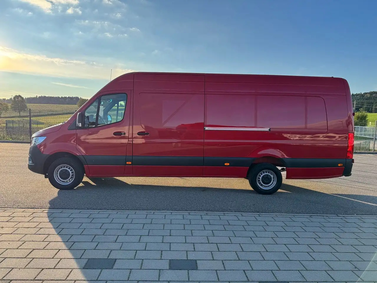 Mercedes-Benz Sprinter 317 Maxi Lang XXL Extralang MBUX Klima - Pakettiauto: kuva Mercedes-Benz Sprinter 317 Maxi Lang XXL Extralang MBUX Klima - Pakettiauto Mercedes-Benz Sprinter 317 Maxi Lang XXL Extralang MBUX Klima - Pakettiauto: kuva Mercedes-Benz Sprinter 317 Maxi Lang XXL Extralang MBUX Klima - Pakettiauto