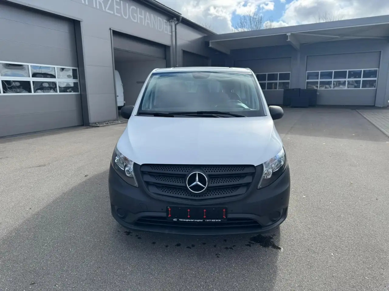 Mercedes-Benz Vito 116 CDI Mixto 4x4 Allrad Extralang - Pakettiauto: kuva Mercedes-Benz Vito 116 CDI Mixto 4x4 Allrad Extralang - Pakettiauto Mercedes-Benz Vito 116 CDI Mixto 4x4 Allrad Extralang - Pakettiauto: kuva Mercedes-Benz Vito 116 CDI Mixto 4x4 Allrad Extralang - Pakettiauto