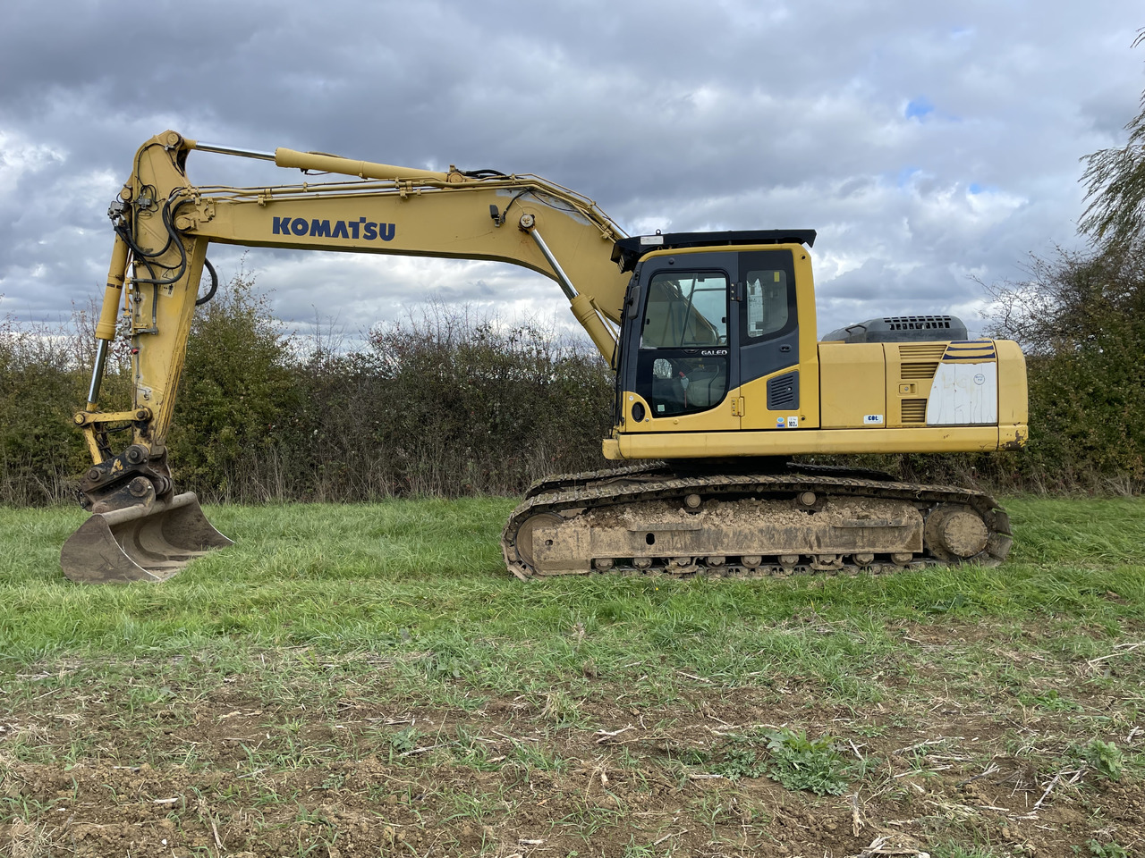 Komatsu PC210LC-8 - Telakaivukone: kuva Komatsu PC210LC-8 - Telakaivukone Komatsu PC210LC-8 - Telakaivukone: kuva Komatsu PC210LC-8 - Telakaivukone