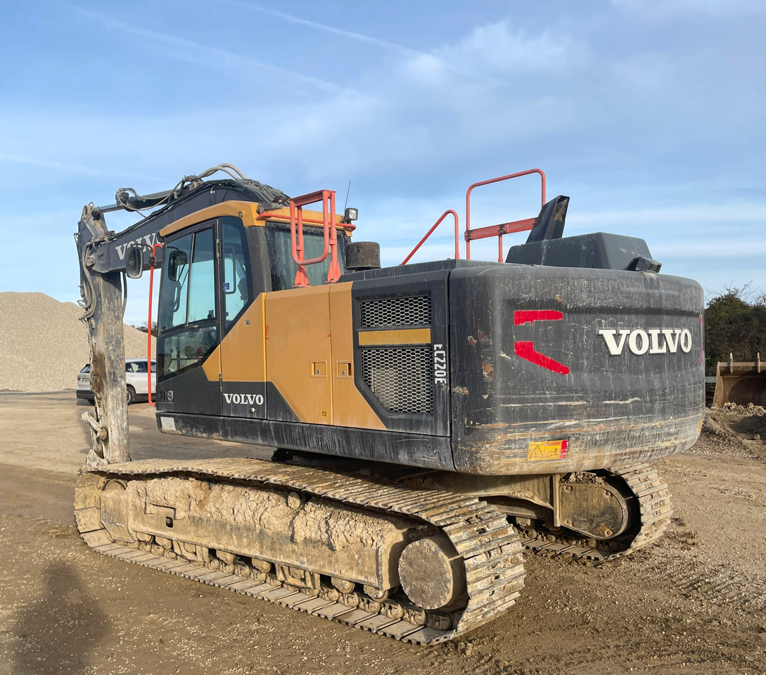 Volvo EC220EL - Telakaivukone: kuva Volvo EC220EL - Telakaivukone Volvo EC220EL - Telakaivukone: kuva Volvo EC220EL - Telakaivukone