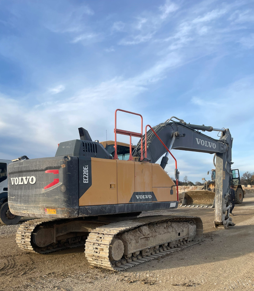 Volvo EC220EL - Telakaivukone: kuva Volvo EC220EL - Telakaivukone Volvo EC220EL - Telakaivukone: kuva Volvo EC220EL - Telakaivukone