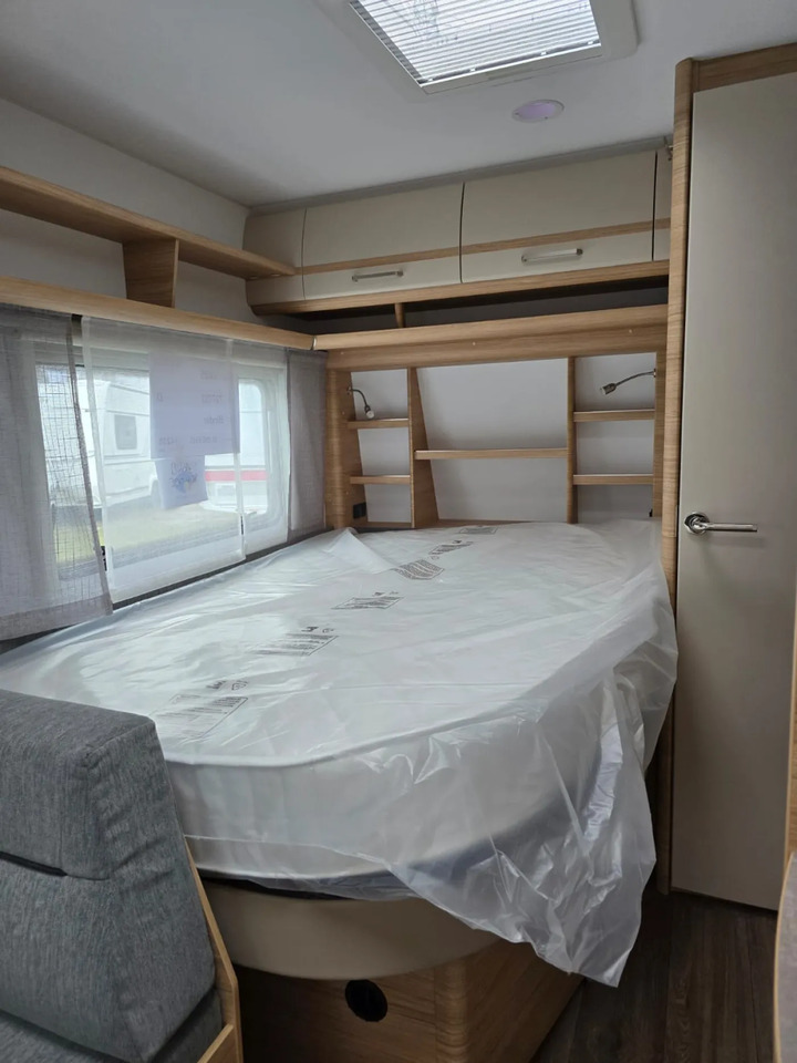 Fendt Bianco Activ 390 FHS Dusche, 1.700 KG-Fahrwerk - Asuntovaunu: kuva Fendt Bianco Activ 390 FHS Dusche, 1.700 KG-Fahrwerk - Asuntovaunu Fendt Bianco Activ 390 FHS Dusche, 1.700 KG-Fahrwerk - Asuntovaunu: kuva Fendt Bianco Activ 390 FHS Dusche, 1.700 KG-Fahrwerk - Asuntovaunu