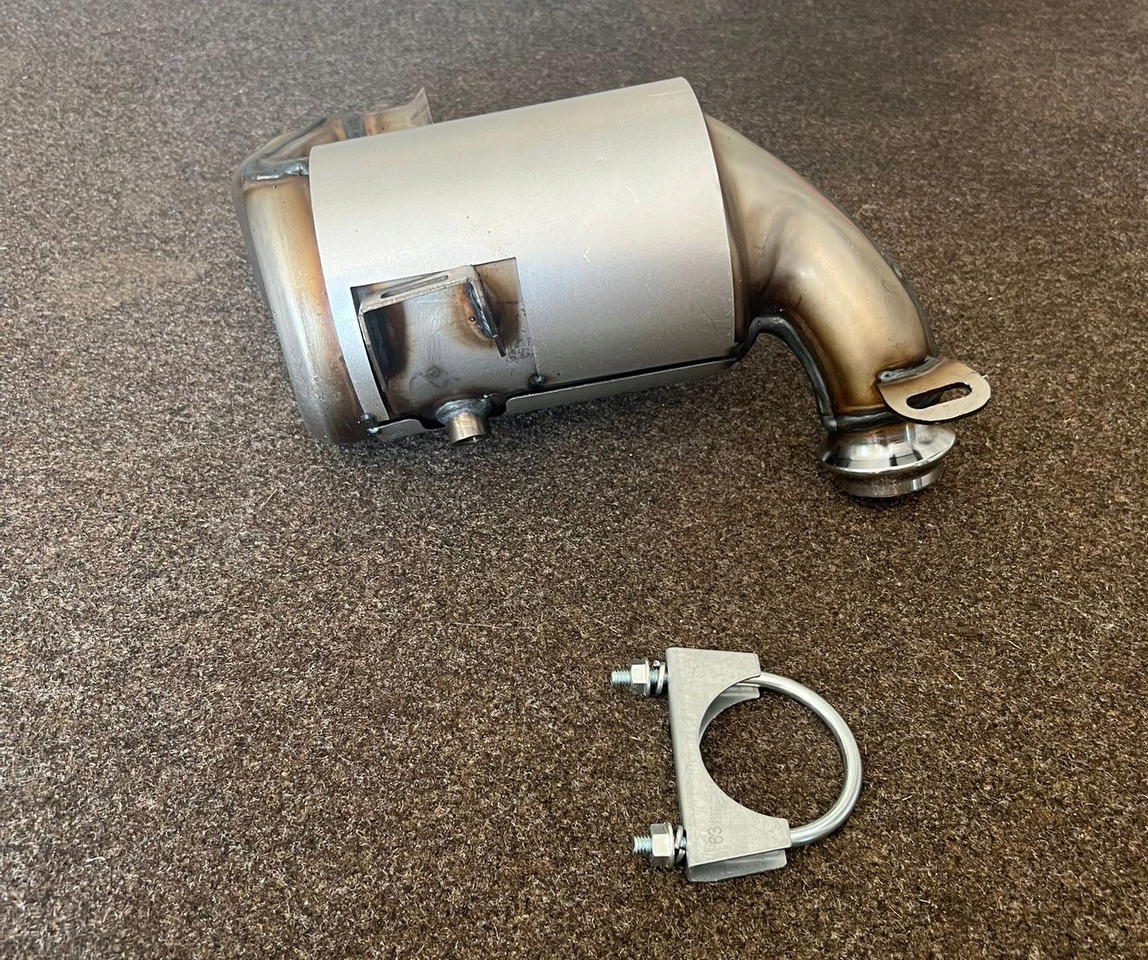 Nowy DPF Renault Clio V - Pakokaasujärjestelmä - Kuorma-auto: kuva Nowy DPF Renault Clio V - Pakokaasujärjestelmä - Kuorma-auto Nowy DPF Renault Clio V - Pakokaasujärjestelmä - Kuorma-auto: kuva Nowy DPF Renault Clio V - Pakokaasujärjestelmä - Kuorma-auto