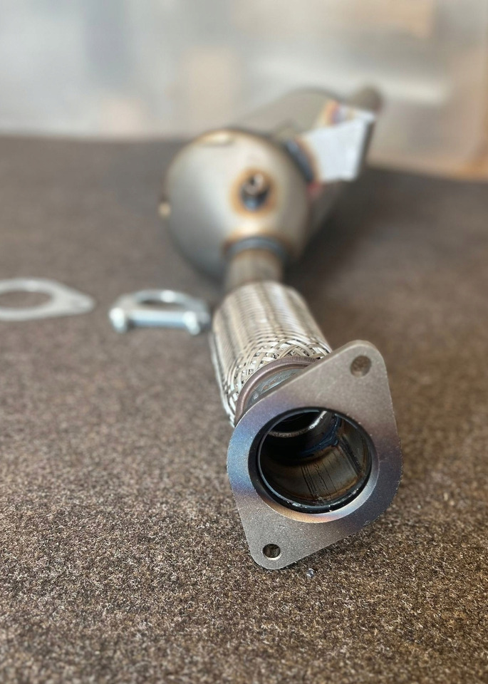 Nowy DPF Renault Trafic III (X82) - Pakokaasujärjestelmä - Kuorma-auto: kuva Nowy DPF Renault Trafic III (X82) - Pakokaasujärjestelmä - Kuorma-auto Nowy DPF Renault Trafic III (X82) - Pakokaasujärjestelmä - Kuorma-auto: kuva Nowy DPF Renault Trafic III (X82) - Pakokaasujärjestelmä - Kuorma-auto