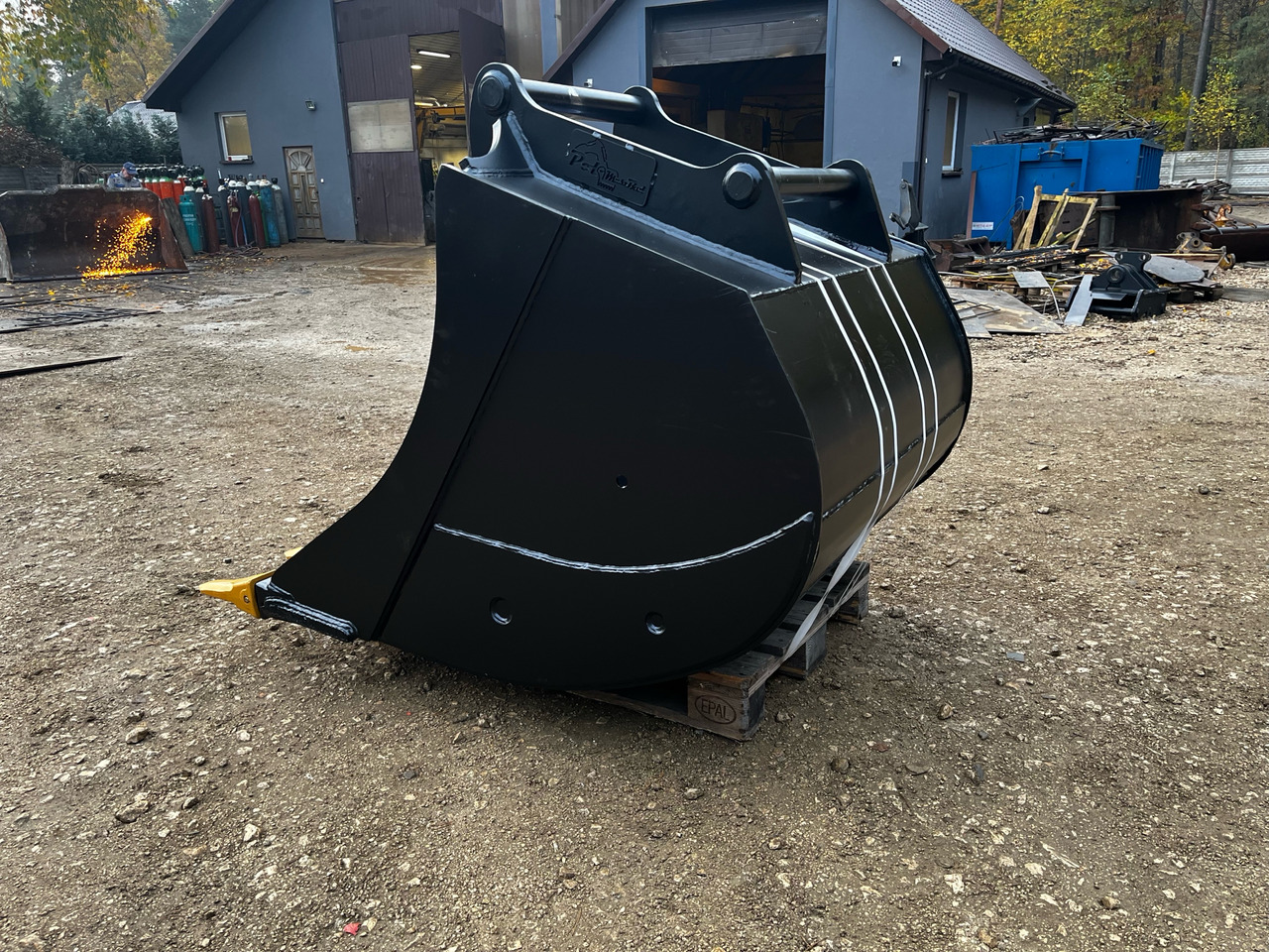 Łyżka podsiębierna - Kaivinkoneen kauha: kuva Łyżka podsiębierna - Kaivinkoneen kauha Łyżka podsiębierna - Kaivinkoneen kauha: kuva Łyżka podsiębierna - Kaivinkoneen kauha