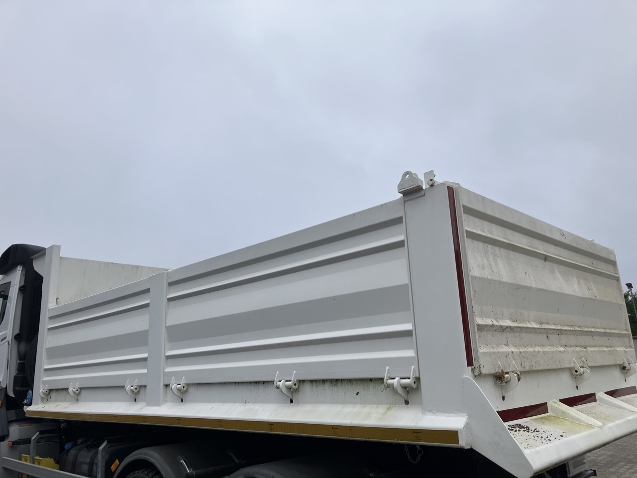 10m3 - Päällirakenteet-kippiauto: kuva 10m3 - Päällirakenteet-kippiauto 10m3 - Päällirakenteet-kippiauto: kuva 10m3 - Päällirakenteet-kippiauto