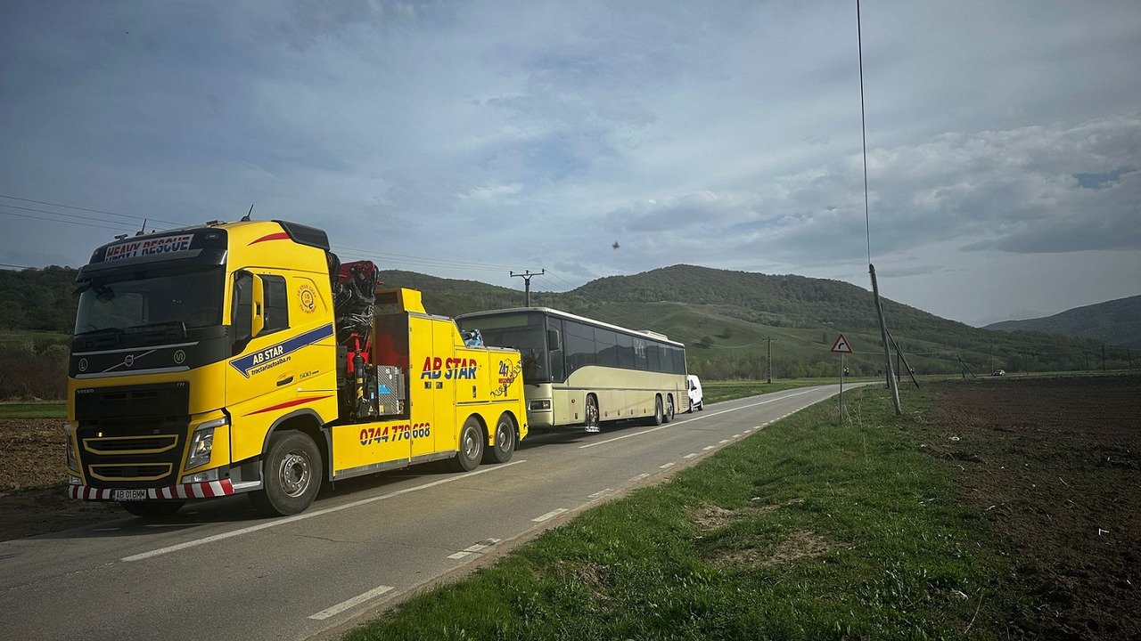 VOLVO FH500 - Nosturiauto: kuva VOLVO FH500 - Nosturiauto VOLVO FH500 - Nosturiauto: kuva VOLVO FH500 - Nosturiauto