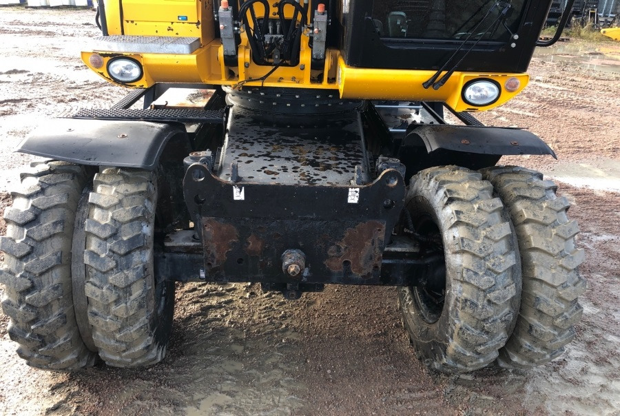 JCB JS145W - Pyöräalustainen kaivinkone: kuva JCB JS145W - Pyöräalustainen kaivinkone JCB JS145W - Pyöräalustainen kaivinkone: kuva JCB JS145W - Pyöräalustainen kaivinkone