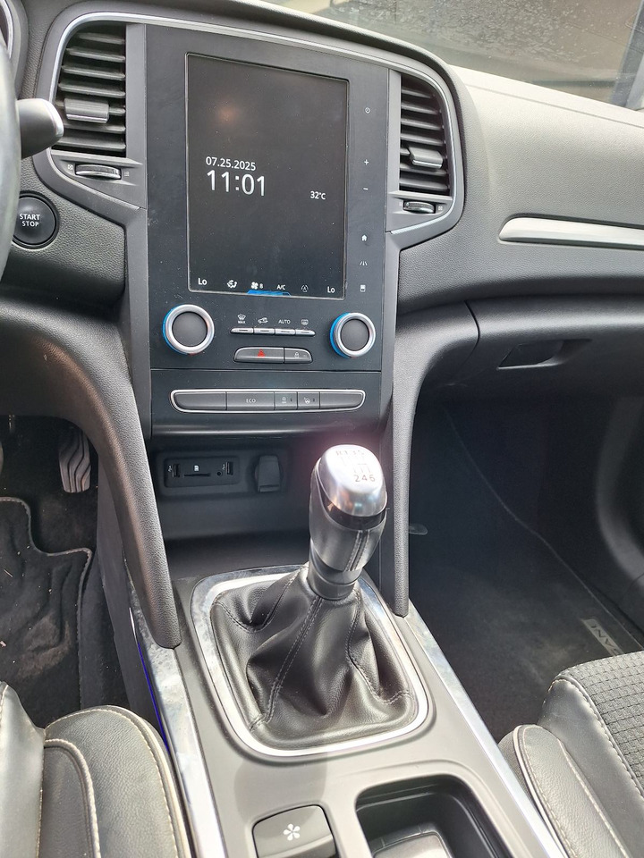 Renault Megane Blue dCi 95, zamjena - Sedan: kuva Renault Megane Blue dCi 95, zamjena - Sedan Renault Megane Blue dCi 95, zamjena - Sedan: kuva Renault Megane Blue dCi 95, zamjena - Sedan