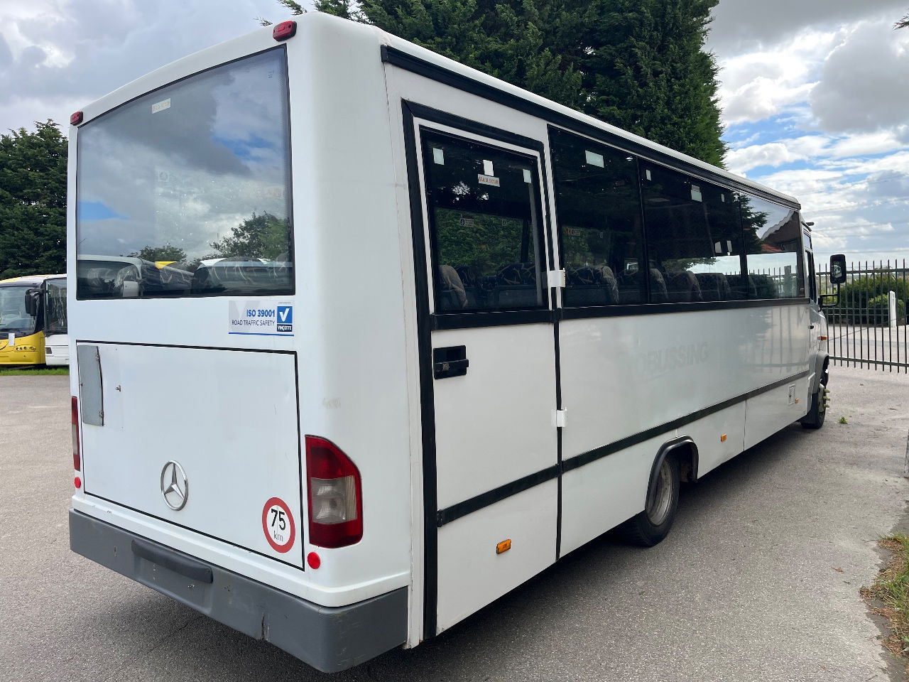 Mercedes-Benz Vario 814 - Esikaupunkien linja: kuva Mercedes-Benz Vario 814 - Esikaupunkien linja Mercedes-Benz Vario 814 - Esikaupunkien linja: kuva Mercedes-Benz Vario 814 - Esikaupunkien linja