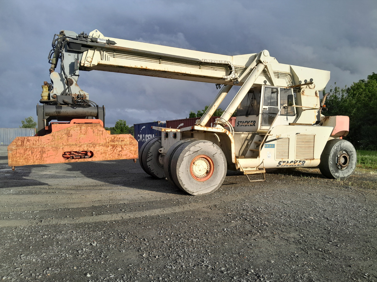 TEREX PPM FCH 55 - Konttikurottajat: kuva TEREX PPM FCH 55 - Konttikurottajat TEREX PPM FCH 55 - Konttikurottajat: kuva TEREX PPM FCH 55 - Konttikurottajat