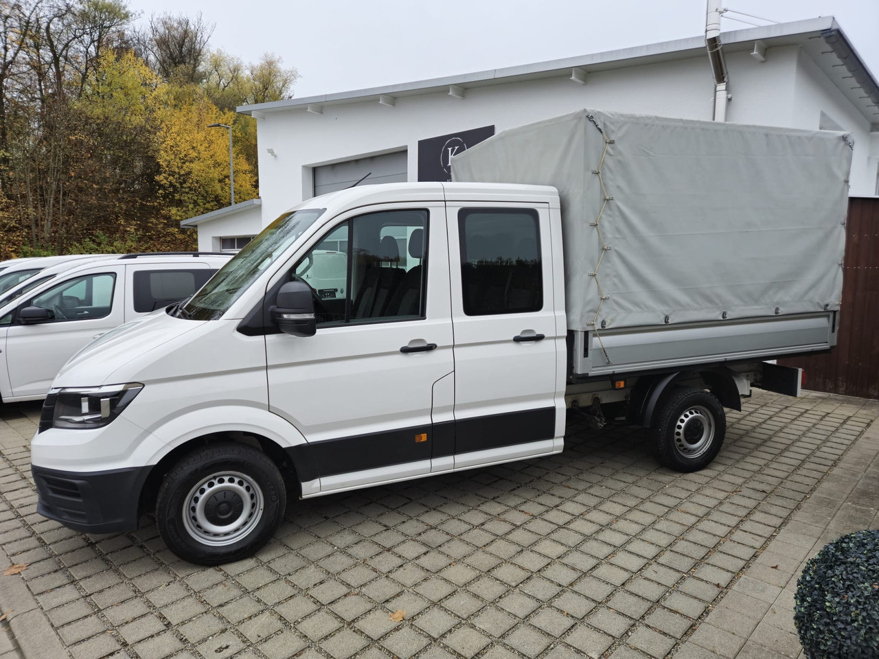 VOLKSWAGEN Crafter Pritsche 35 DOKA mittellang 4MOTION - Pressukapelli tavara-auto: kuva VOLKSWAGEN Crafter Pritsche 35 DOKA mittellang 4MOTION - Pressukapelli tavara-auto VOLKSWAGEN Crafter Pritsche 35 DOKA mittellang 4MOTION - Pressukapelli tavara-auto: kuva VOLKSWAGEN Crafter Pritsche 35 DOKA mittellang 4MOTION - Pressukapelli tavara-auto