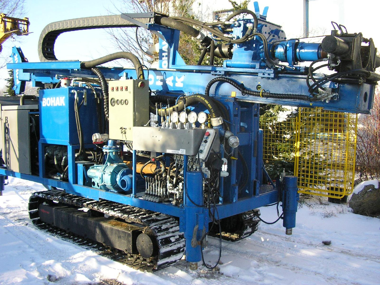 Bohak KL 150 drilling rig Drilling Rig, KL 150 new - Porakone: kuva Bohak KL 150 drilling rig Drilling Rig, KL 150 new - Porakone Bohak KL 150 drilling rig Drilling Rig, KL 150 new - Porakone: kuva Bohak KL 150 drilling rig Drilling Rig, KL 150 new - Porakone