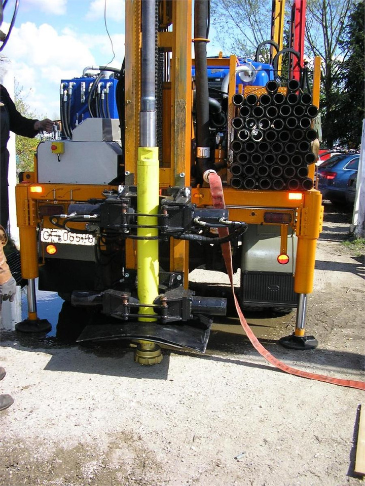 Leasing  Bohak KL 200 drilling rig Drilling Rig, Foreuse Bohak KL 200 drilling rig Drilling Rig, Foreuse: kuva Leasing  Bohak KL 200 drilling rig Drilling Rig, Foreuse Bohak KL 200 drilling rig Drilling Rig, Foreuse