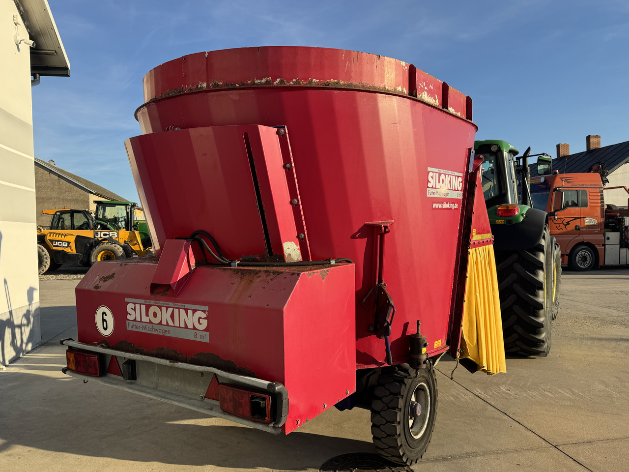 Wóz paszowy Siloking 8m3 - Seosrehuvaunu: kuva Wóz paszowy Siloking 8m3 - Seosrehuvaunu Wóz paszowy Siloking 8m3 - Seosrehuvaunu: kuva Wóz paszowy Siloking 8m3 - Seosrehuvaunu