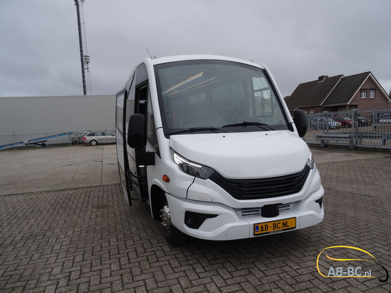 Iveco Aveuro Tourna 35 Seats EURO 6 - Turistibussi: kuva Iveco Aveuro Tourna 35 Seats EURO 6 - Turistibussi Iveco Aveuro Tourna 35 Seats EURO 6 - Turistibussi: kuva Iveco Aveuro Tourna 35 Seats EURO 6 - Turistibussi