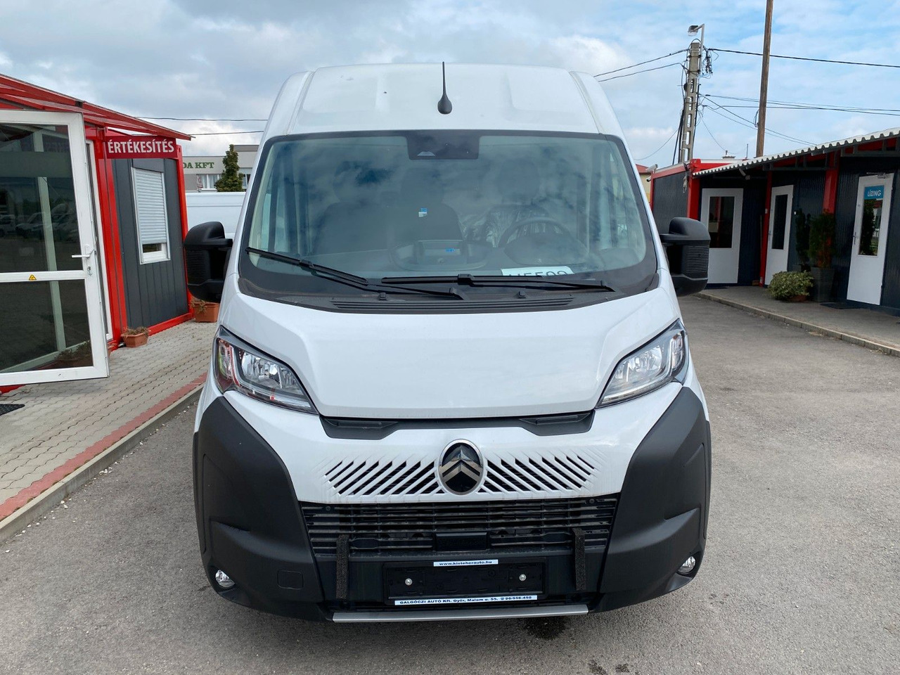 Citroën Jumper Kasten Hochraum 35 L3H2 BlueHDi 140 - Pakettiauto: kuva Citroën Jumper Kasten Hochraum 35 L3H2 BlueHDi 140 - Pakettiauto Citroën Jumper Kasten Hochraum 35 L3H2 BlueHDi 140 - Pakettiauto: kuva Citroën Jumper Kasten Hochraum 35 L3H2 BlueHDi 140 - Pakettiauto