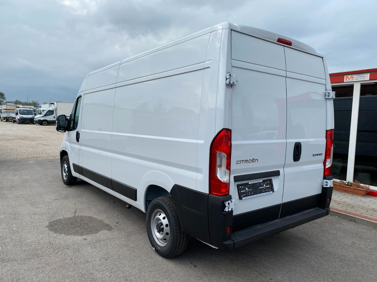 Citroën Jumper Kasten Hochraum 35 L3H2 BlueHDi 140 - Pakettiauto: kuva Citroën Jumper Kasten Hochraum 35 L3H2 BlueHDi 140 - Pakettiauto Citroën Jumper Kasten Hochraum 35 L3H2 BlueHDi 140 - Pakettiauto: kuva Citroën Jumper Kasten Hochraum 35 L3H2 BlueHDi 140 - Pakettiauto