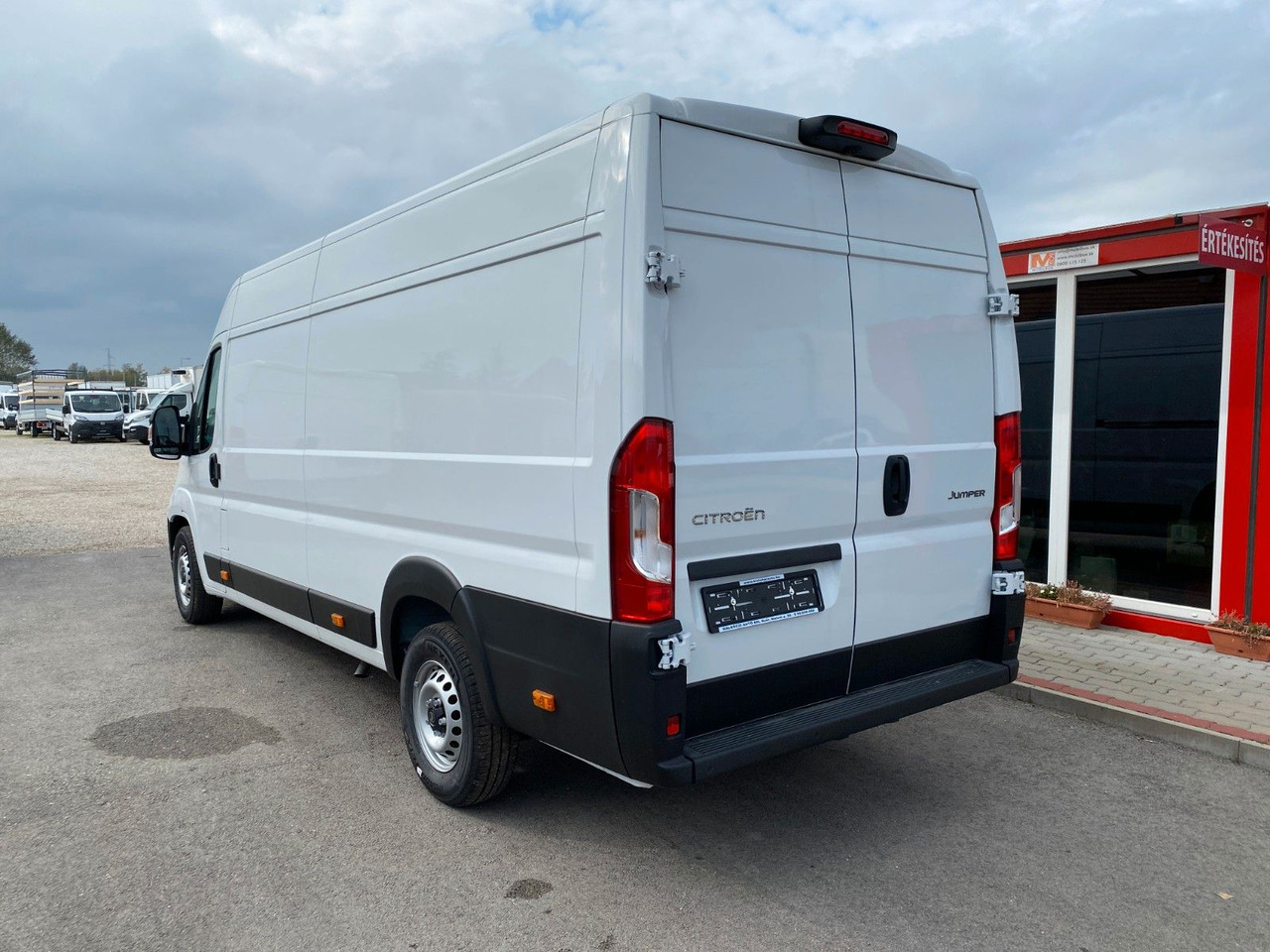 Citroën Jumper Kasten Hochraum 35 L4H2 Heavy BlueHDi 180 - Pakettiauto: kuva Citroën Jumper Kasten Hochraum 35 L4H2 Heavy BlueHDi 180 - Pakettiauto Citroën Jumper Kasten Hochraum 35 L4H2 Heavy BlueHDi 180 - Pakettiauto: kuva Citroën Jumper Kasten Hochraum 35 L4H2 Heavy BlueHDi 180 - Pakettiauto