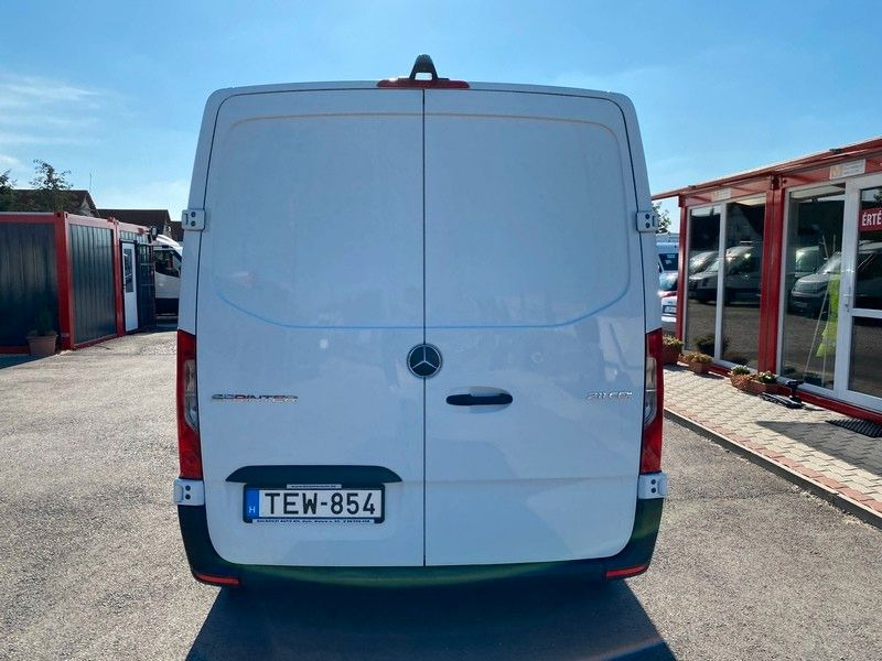 Mercedes-Benz Sprinter III Kasten FWD 211/215 CDI FWD L2 - Kylmäauto: kuva Mercedes-Benz Sprinter III Kasten FWD 211/215 CDI FWD L2 - Kylmäauto Mercedes-Benz Sprinter III Kasten FWD 211/215 CDI FWD L2 - Kylmäauto: kuva Mercedes-Benz Sprinter III Kasten FWD 211/215 CDI FWD L2 - Kylmäauto