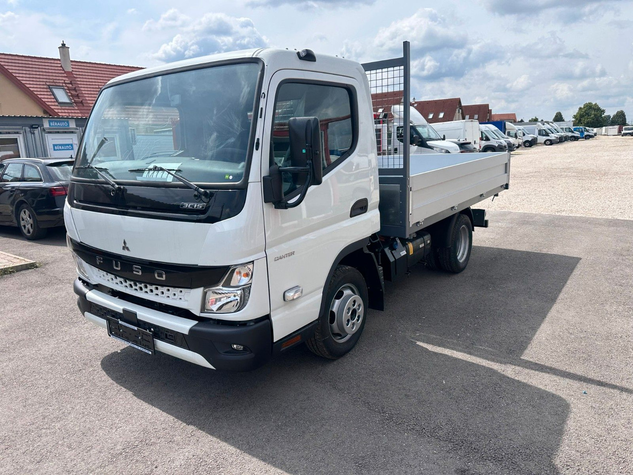 Mitsubishi Fuso Canter 3S13 Dreiseitenkipper - Kippilava-auto: kuva Mitsubishi Fuso Canter 3S13 Dreiseitenkipper - Kippilava-auto Mitsubishi Fuso Canter 3S13 Dreiseitenkipper - Kippilava-auto: kuva Mitsubishi Fuso Canter 3S13 Dreiseitenkipper - Kippilava-auto
