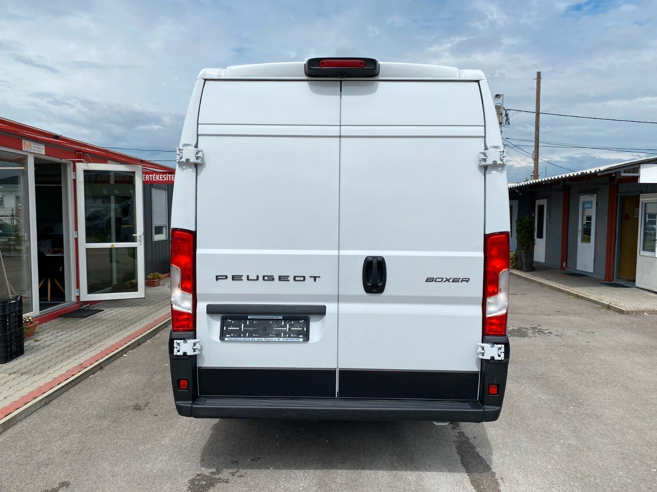 Peugeot Boxer Kasten Hochraum 435 L4H2 BlueHDi 140 Peugeot Boxer Kühlkasten 435 L4H2 BlueHDi 140 - Pakettiauto: kuva Peugeot Boxer Kasten Hochraum 435 L4H2 BlueHDi 140 Peugeot Boxer Kühlkasten 435 L4H2 BlueHDi 140 - Pakettiauto Peugeot Boxer Kasten Hochraum 435 L4H2 BlueHDi 140 Peugeot Boxer Kühlkasten 435 L4H2 BlueHDi 140 - Pakettiauto: kuva Peugeot Boxer Kasten Hochraum 435 L4H2 BlueHDi 140 Peugeot Boxer Kühlkasten 435 L4H2 BlueHDi 140 - Pakettiauto