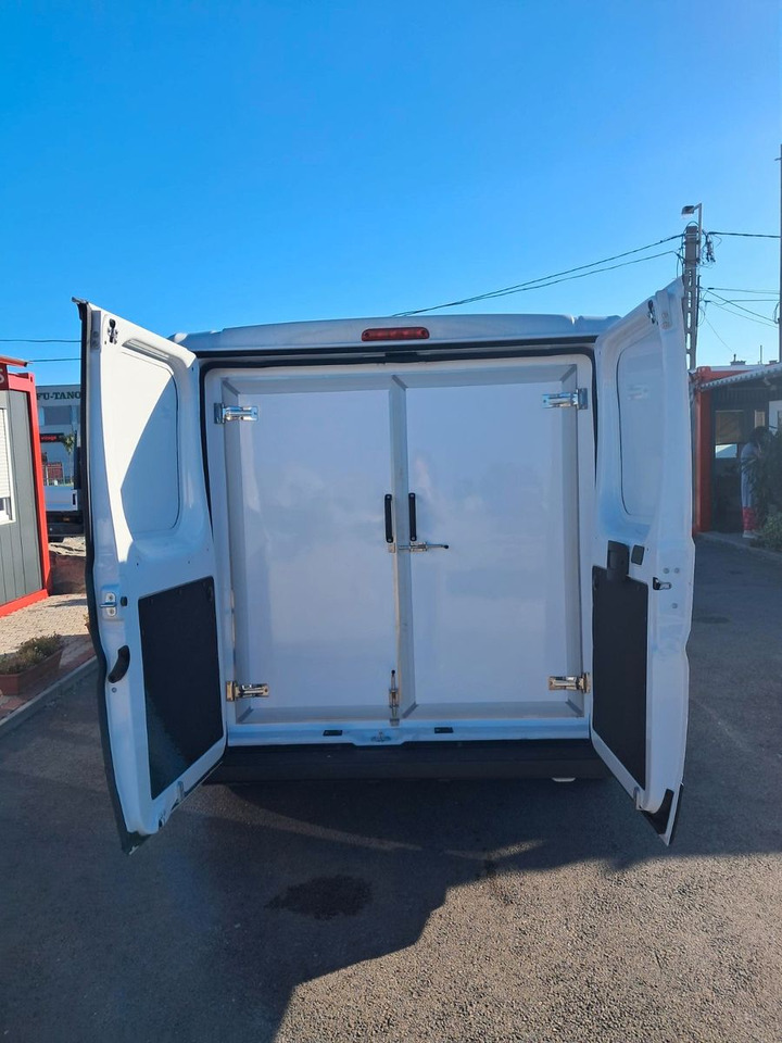 Peugeot Boxer - Kylmäauto: kuva Peugeot Boxer - Kylmäauto Peugeot Boxer - Kylmäauto: kuva Peugeot Boxer - Kylmäauto