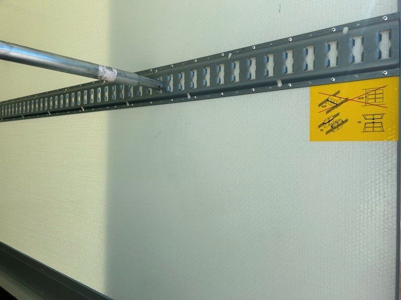 Volkswagen Crafter Koffer - Jakeluauto: kuva Volkswagen Crafter Koffer - Jakeluauto Volkswagen Crafter Koffer - Jakeluauto: kuva Volkswagen Crafter Koffer - Jakeluauto