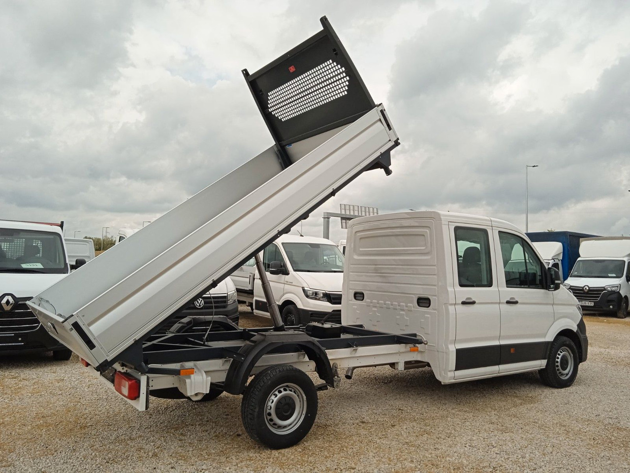 Volkswagen Crafter L4 DOKA Kipper 140Ps SOFORT - Kippilava-auto, Jatko-ohjaamo kevyt kuorma-auto: kuva Volkswagen Crafter L4 DOKA Kipper 140Ps SOFORT - Kippilava-auto, Jatko-ohjaamo kevyt kuorma-auto Volkswagen Crafter L4 DOKA Kipper 140Ps SOFORT - Kippilava-auto, Jatko-ohjaamo kevyt kuorma-auto: kuva Volkswagen Crafter L4 DOKA Kipper 140Ps SOFORT - Kippilava-auto, Jatko-ohjaamo kevyt kuorma-auto