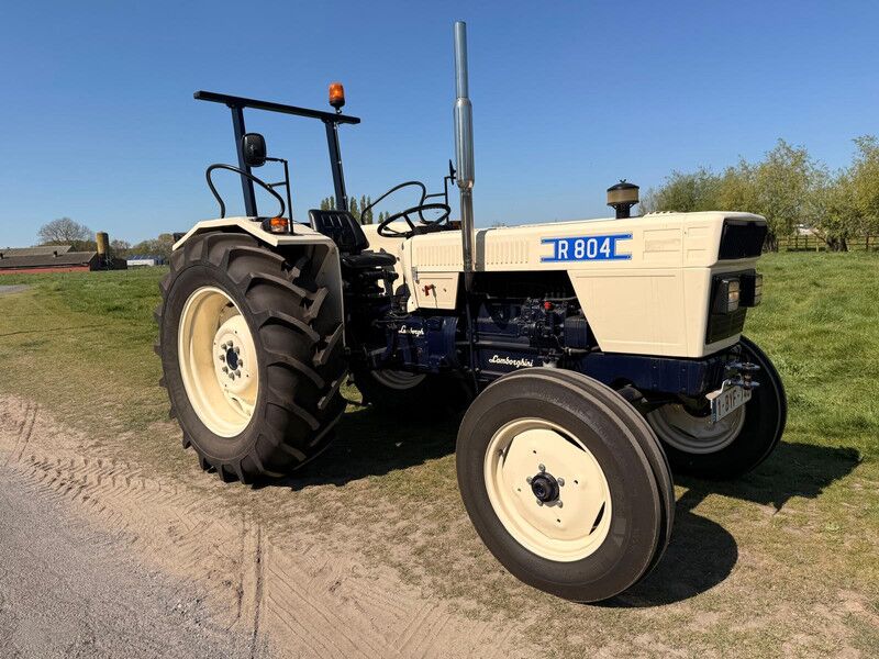Lamborghini R804 R704 - Traktori: kuva Lamborghini R804 R704 - Traktori Lamborghini R804 R704 - Traktori: kuva Lamborghini R804 R704 - Traktori
