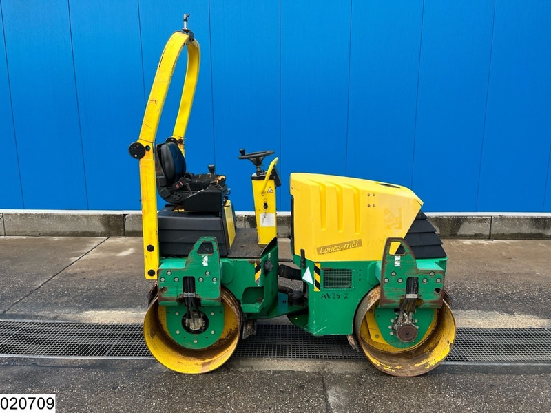 Ammann AV26-2 2410H, Yanmar, 20 KW - Jyrä: kuva Ammann AV26-2 2410H, Yanmar, 20 KW - Jyrä Ammann AV26-2 2410H, Yanmar, 20 KW - Jyrä: kuva Ammann AV26-2 2410H, Yanmar, 20 KW - Jyrä