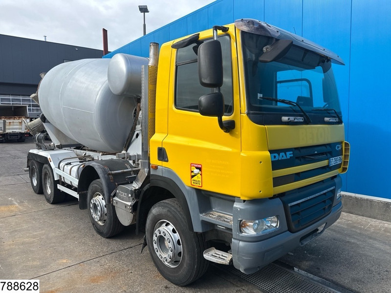 DAF CF 410 8x4, EURO 5, 10M3, Leaf spring suspension - Betoniauto: kuva DAF CF 410 8x4, EURO 5, 10M3, Leaf spring suspension - Betoniauto DAF CF 410 8x4, EURO 5, 10M3, Leaf spring suspension - Betoniauto: kuva DAF CF 410 8x4, EURO 5, 10M3, Leaf spring suspension - Betoniauto