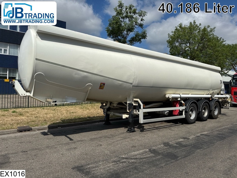 GENERAL TRAILERS Fuel 40.186 Liter, 7 Comp. - Säiliöpuoliperävaunu: kuva GENERAL TRAILERS Fuel 40.186 Liter, 7 Comp. - Säiliöpuoliperävaunu GENERAL TRAILERS Fuel 40.186 Liter, 7 Comp. - Säiliöpuoliperävaunu: kuva GENERAL TRAILERS Fuel 40.186 Liter, 7 Comp. - Säiliöpuoliperävaunu