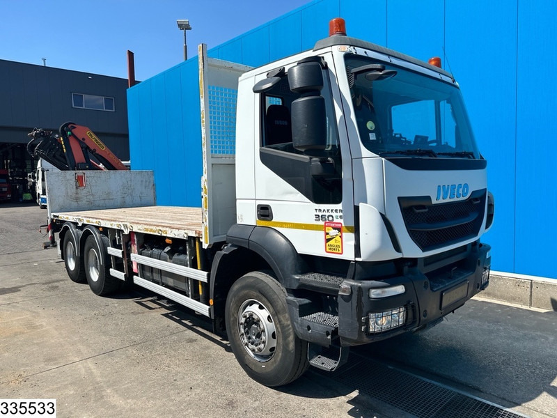 Iveco Trakker 360 6X4, EURO 6, Palfinger, Remote - Lava-kuorma-auto, Nosturiauto: kuva Iveco Trakker 360 6X4, EURO 6, Palfinger, Remote - Lava-kuorma-auto, Nosturiauto Iveco Trakker 360 6X4, EURO 6, Palfinger, Remote - Lava-kuorma-auto, Nosturiauto: kuva Iveco Trakker 360 6X4, EURO 6, Palfinger, Remote - Lava-kuorma-auto, Nosturiauto