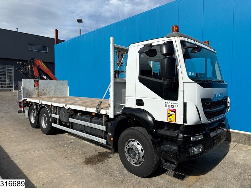 Iveco Trakker 360 6x4, EURO 6, Palfinger, Remote - Lava-kuorma-auto, Nosturiauto: kuva Iveco Trakker 360 6x4, EURO 6, Palfinger, Remote - Lava-kuorma-auto, Nosturiauto Iveco Trakker 360 6x4, EURO 6, Palfinger, Remote - Lava-kuorma-auto, Nosturiauto: kuva Iveco Trakker 360 6x4, EURO 6, Palfinger, Remote - Lava-kuorma-auto, Nosturiauto