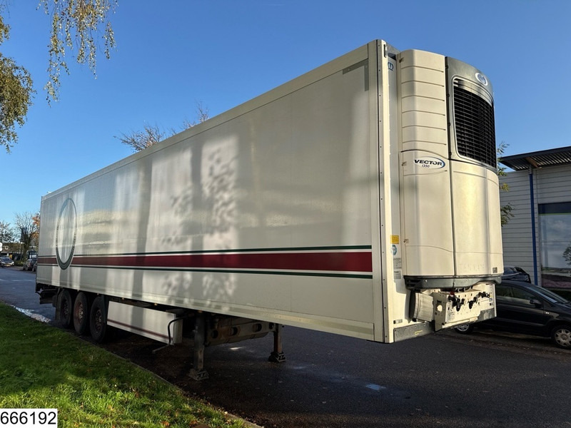 Krone Koel vries Carrier Vector 1350 - Refrigeraattori puoliperävaunu: kuva Krone Koel vries Carrier Vector 1350 - Refrigeraattori puoliperävaunu Krone Koel vries Carrier Vector 1350 - Refrigeraattori puoliperävaunu: kuva Krone Koel vries Carrier Vector 1350 - Refrigeraattori puoliperävaunu