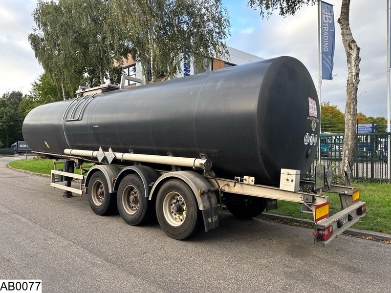 Magyar Bitum 33330 Litres, 1 Compartment - Säiliöpuoliperävaunu: kuva Magyar Bitum 33330 Litres, 1 Compartment - Säiliöpuoliperävaunu Magyar Bitum 33330 Litres, 1 Compartment - Säiliöpuoliperävaunu: kuva Magyar Bitum 33330 Litres, 1 Compartment - Säiliöpuoliperävaunu
